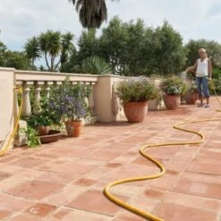 B&M Hozelock Superhoze 30m -Addis Homedecor Store 338032 hozelock 30m expanding superhoze 3