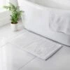 B&M Signature Microfibre Noodle Bath Mat - White