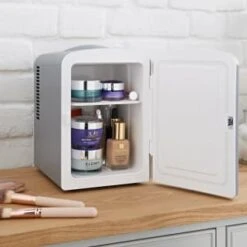 Blaupunkt 4L Mini Fridge -Addis Homedecor Store 370510 blaupunkt mini fridge 4l 5