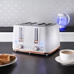 Goodmans Diamond 4 Slice Toaster - White & Rose Gold 6 Goodmans Diamond 4 Slice Toaster - White & Rose Gold -Addis Homedecor Store 371982 goodmans diamond white rose gold 4 slice toaster