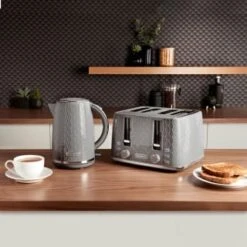 Goodmans Textured 4 Slice Toaster - Grey -Addis Homedecor Store 386685 386707 goodmans textured kettle toaster grey